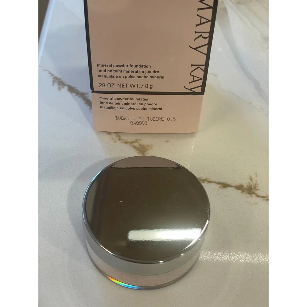 Mary Kay Mineral Powder Foundation Ivory 0.5‎ .28 oz/8 g 040983 New Box